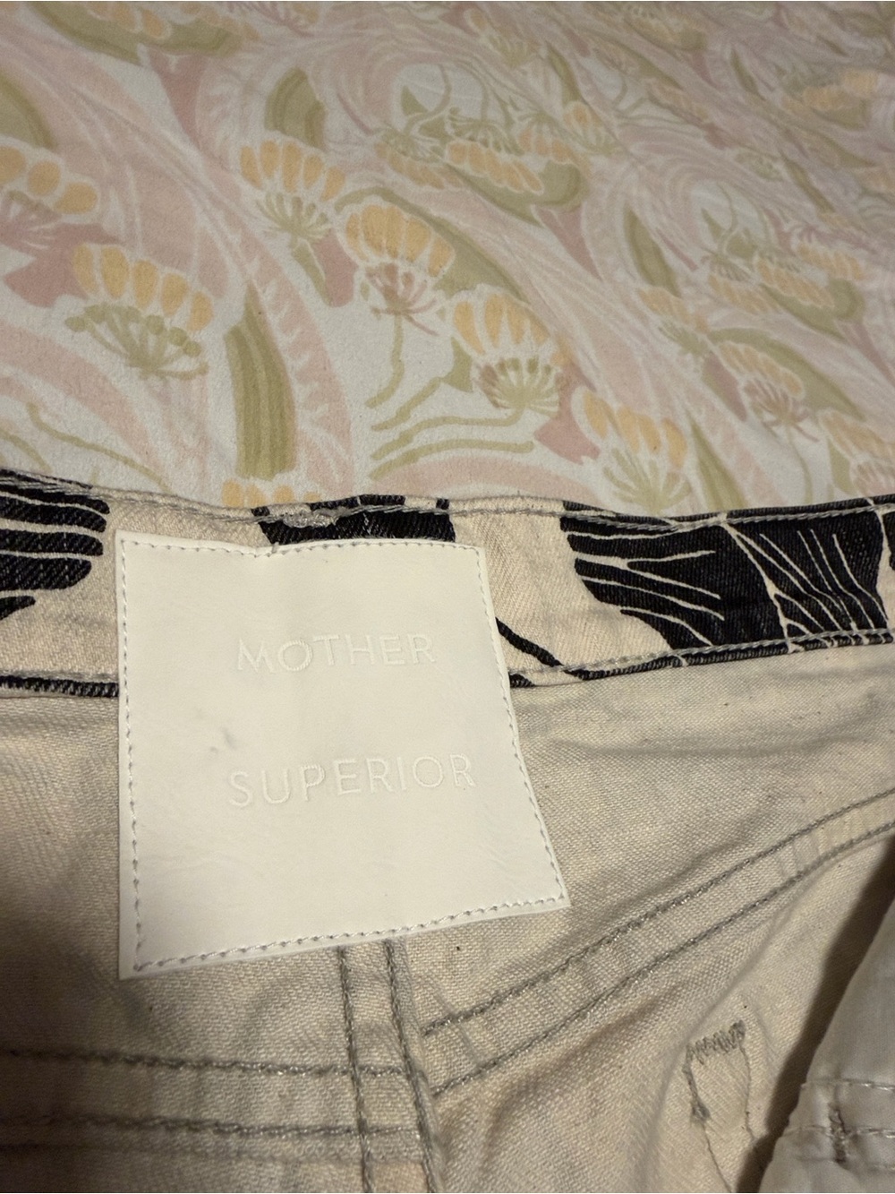 Mother Superior The Mid-Rise Rambler Zip Ankle Jeans! - Picture 2 of 3